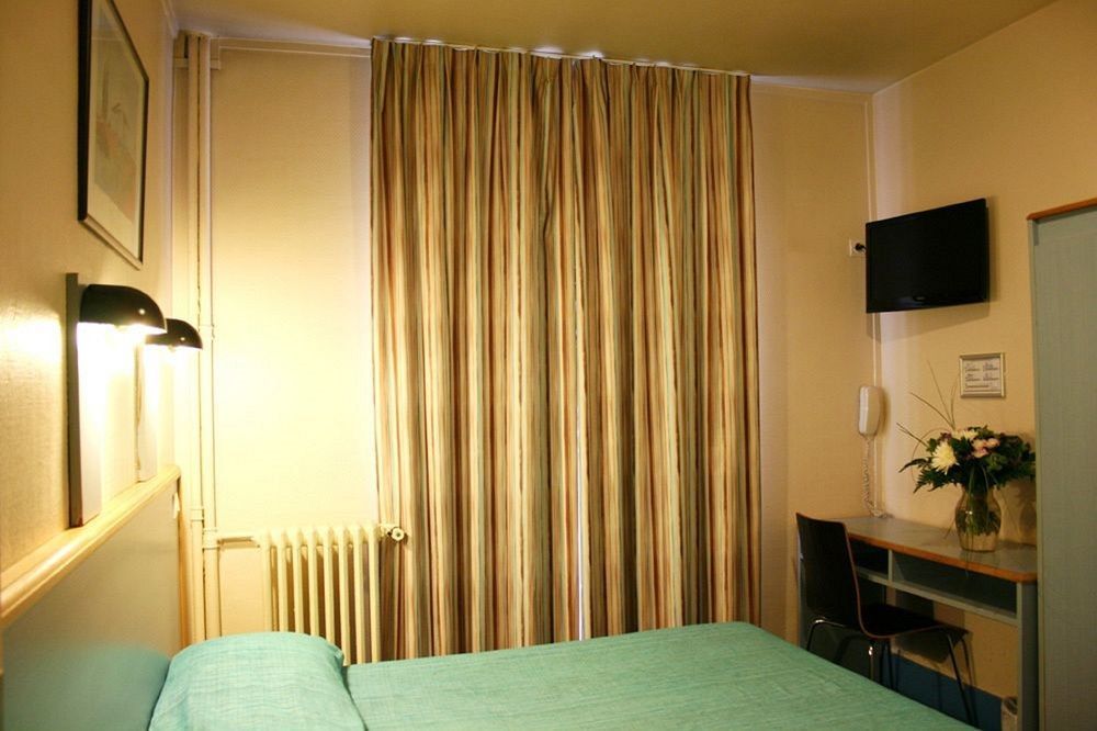 Hotel Amarys Simart Paris Exterior foto
